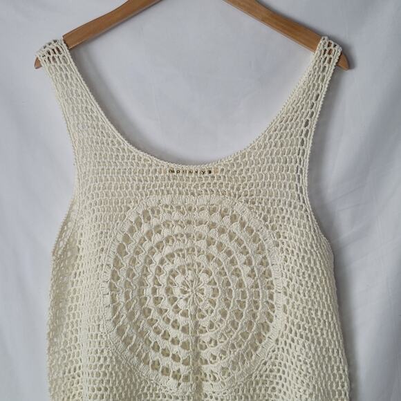Hippie Laundry- Women's Cream colored crochet vest- size large - Picture 2 of 6